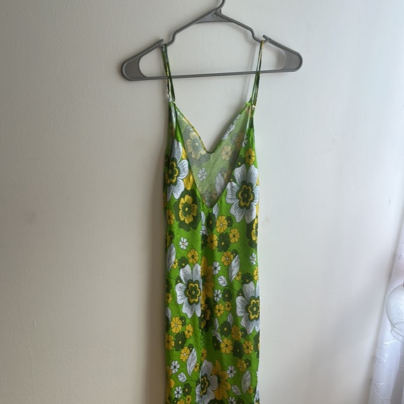 dodo bar or 100% silk floral maxi low back slip dress - Picture 5 of 7